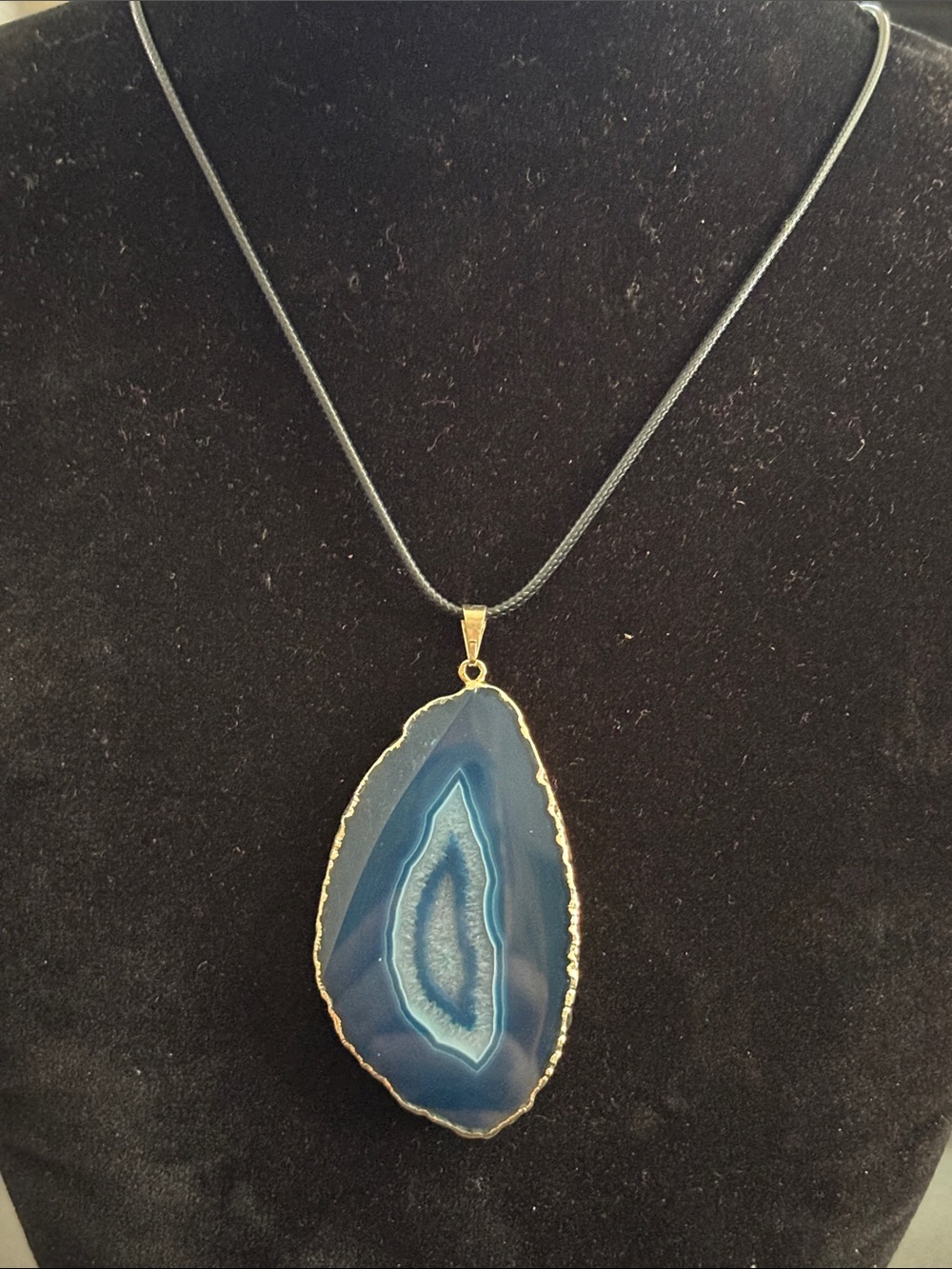 Gold-Trim Blue Agate Slice Pendant Necklace